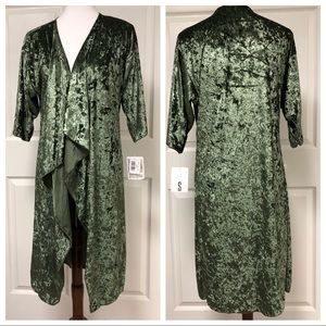 LULAROE CRUSHED VELVET GREEN ELEGANT SHIRLEY